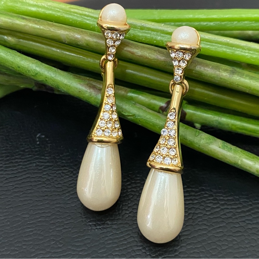 Vintage Unsigned Faux Pearl Teardrop Rhinestones Earrings 12.1g